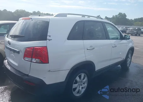 2013 Kia Sorento Lx from USA, damaged, VIN 5XYKTDA64DG321307